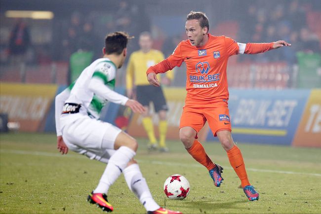 来首次取得 来首次取得